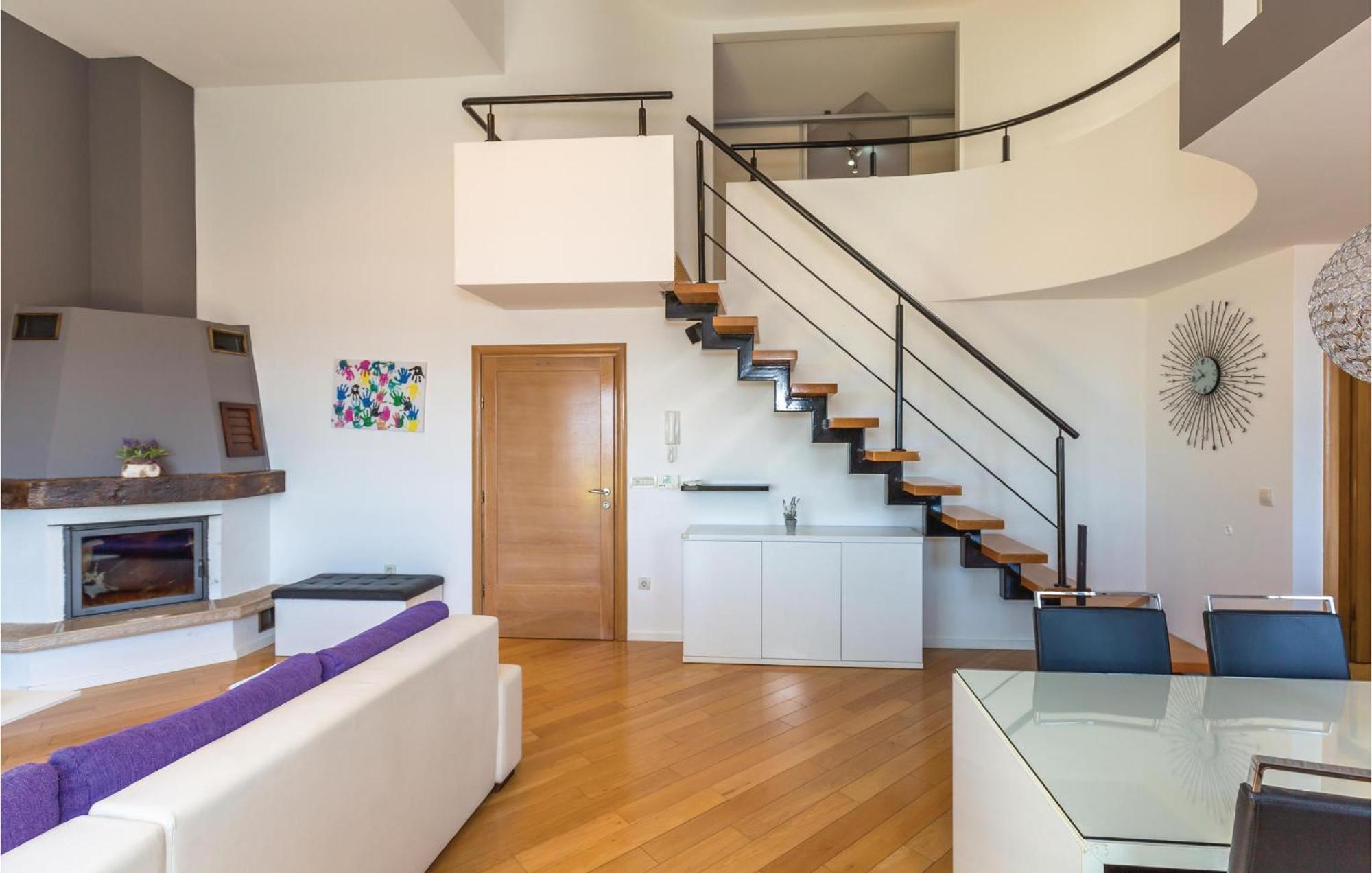 Lovely Apartment In Makarska With Kitchenette Zewnętrze zdjęcie